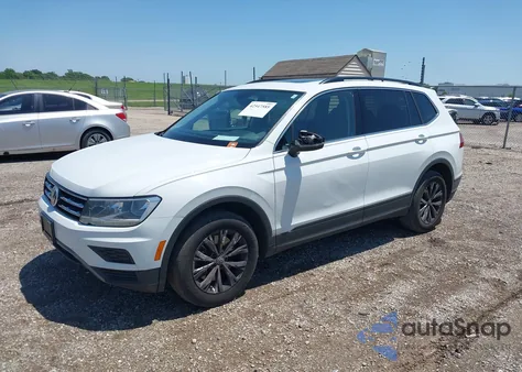 2019 Volkswagen Tiguan 2.0T Se/2.0T Sel/2.0T Sel R-Line/2.0T Sel R-Line Black z USA, uszkodzony, nr VIN 3VV2B7AX9KM077362